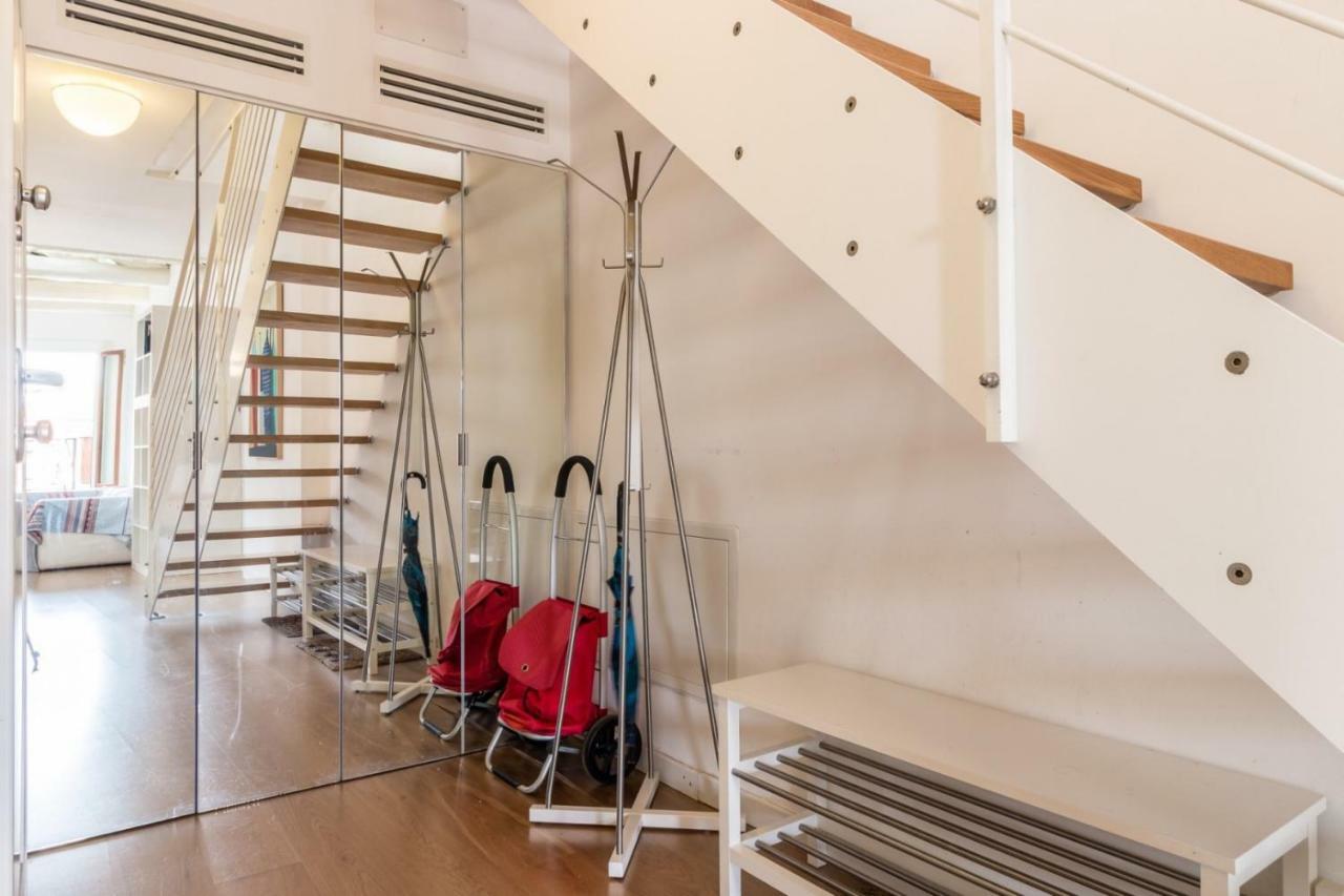 Carmini Canal View And Balcony With Lift Appartement *